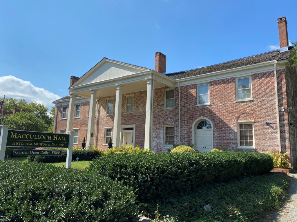 Macculloch Hall Historical Museum