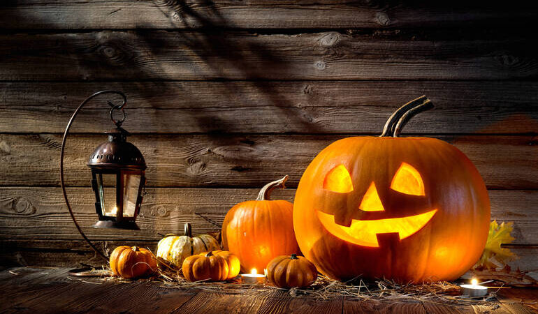 Community Bonfire and Pumpkin Decorating Night October 25