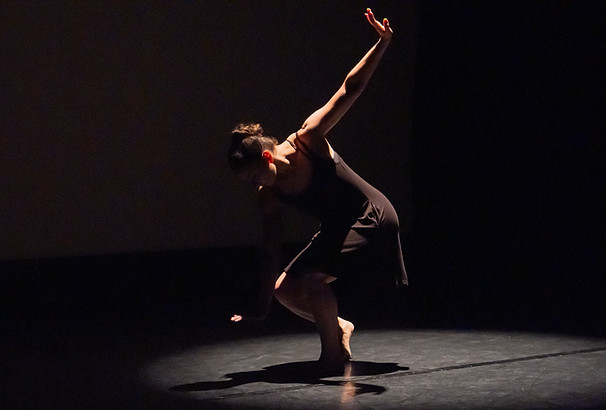 Moe-tion Dance Theatre